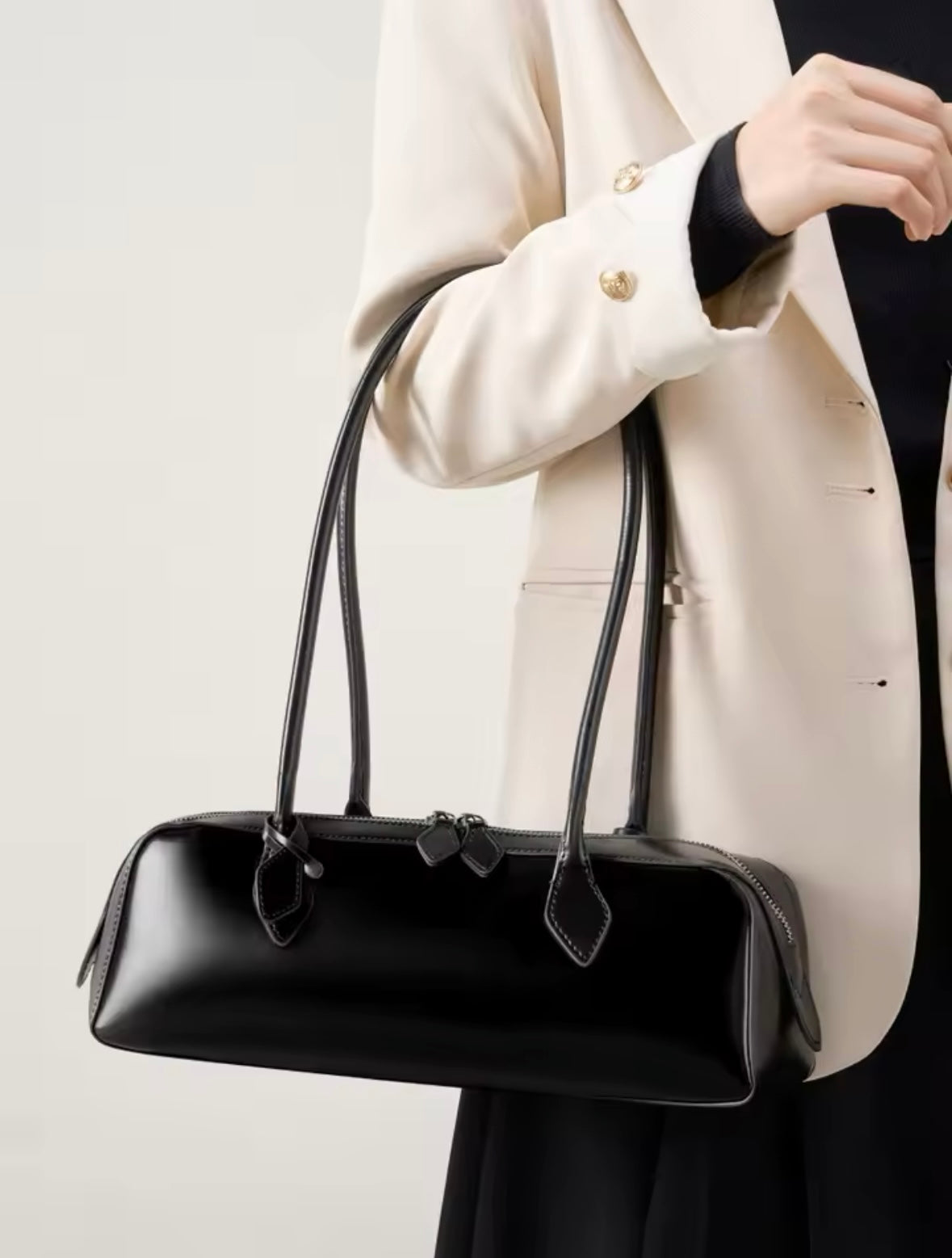 LEATHER BAG