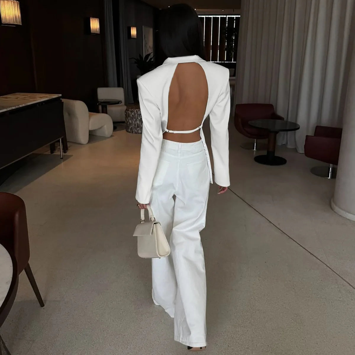 BACKLESS BLAZER
