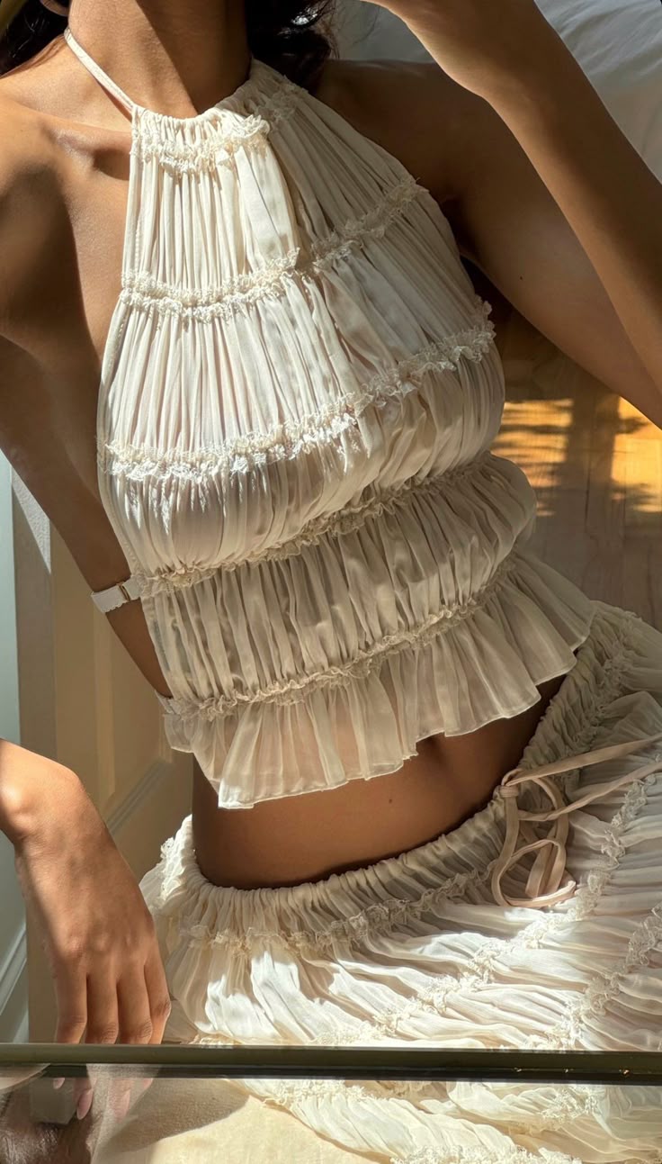 BACKLESS PLEATED SET