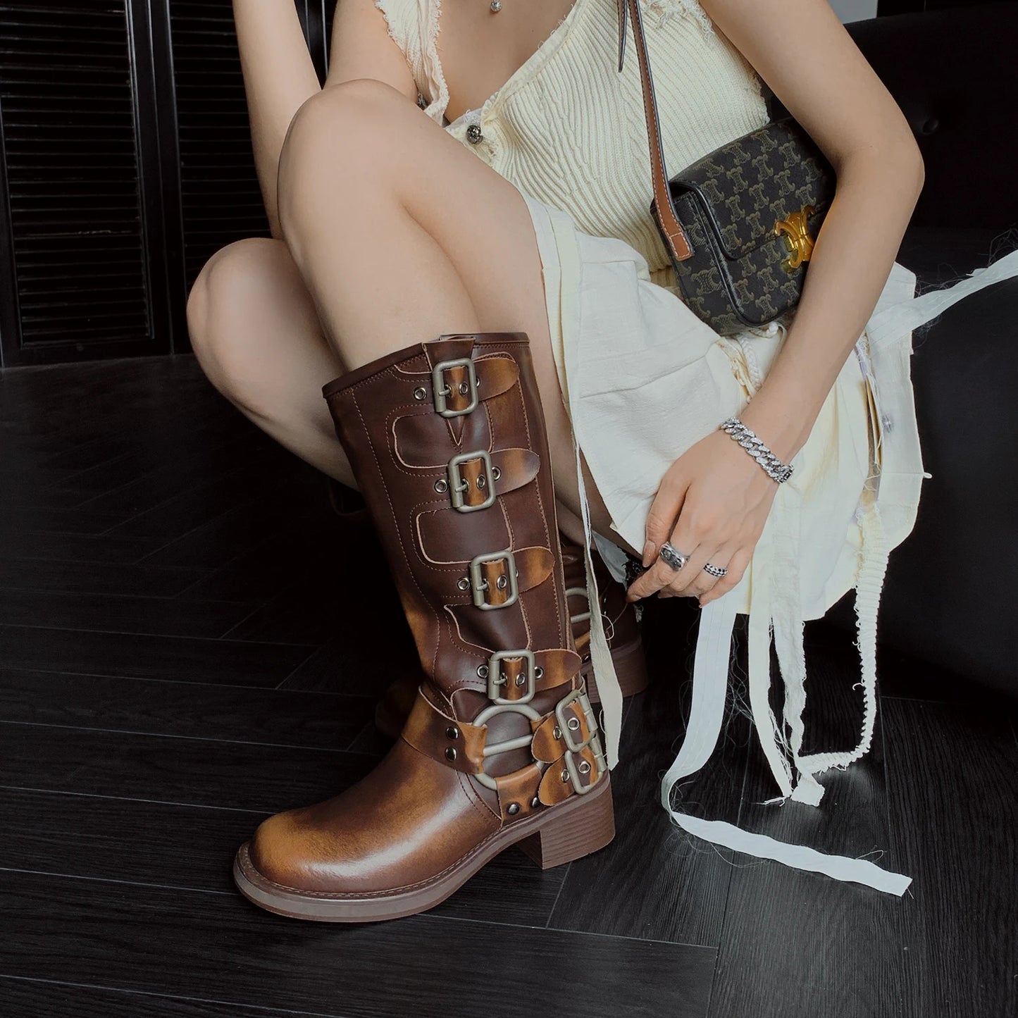 RUNWAY BOOTS
